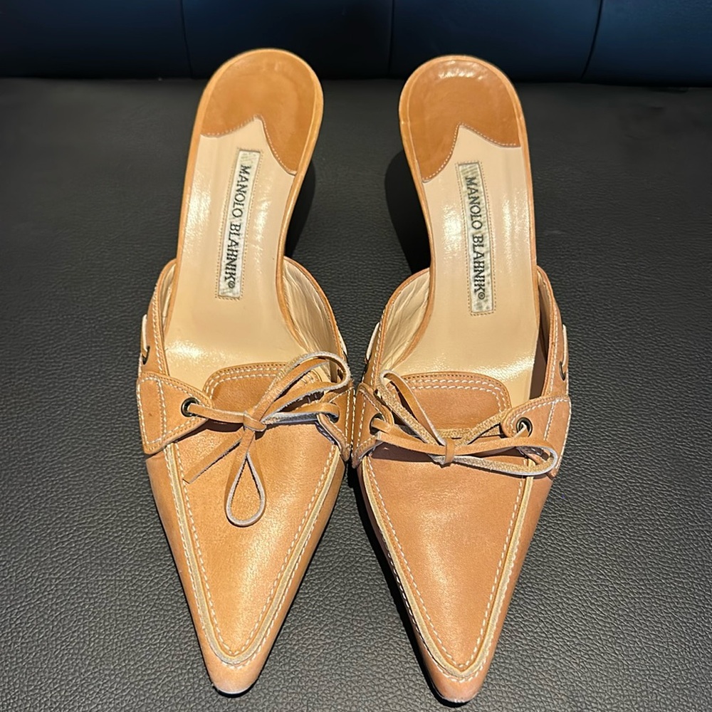 Manolo Blahnik Leather Mules size 38